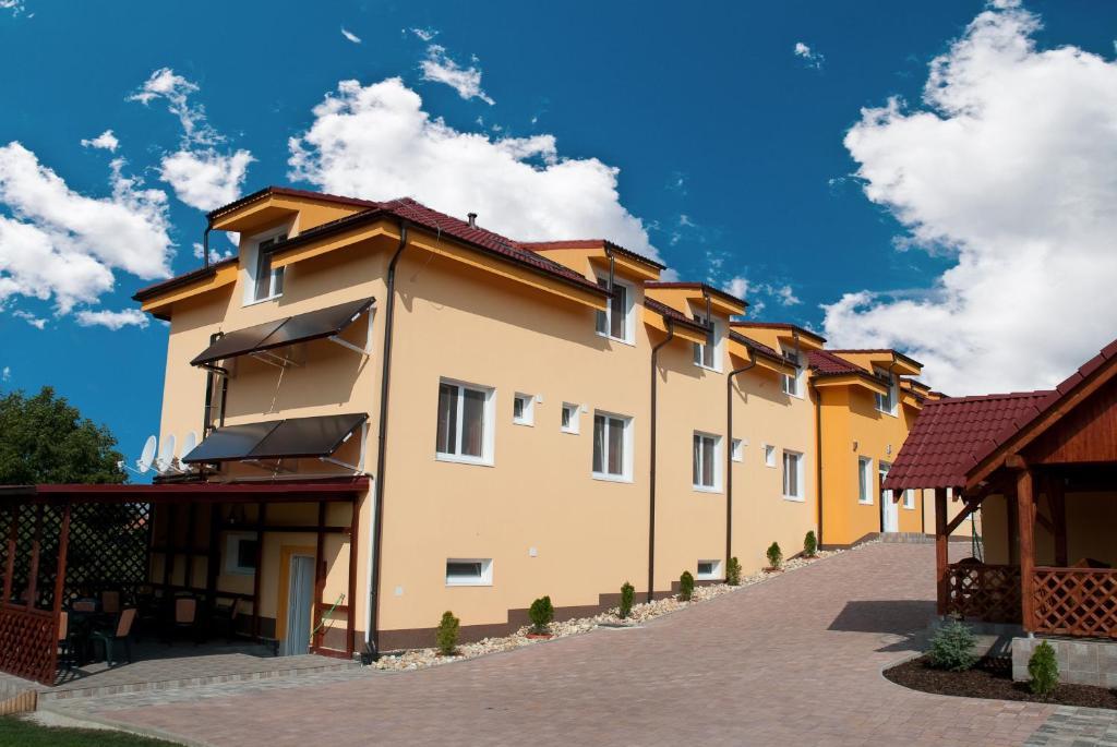 Penzion Max Подгайська Екстер'єр фото